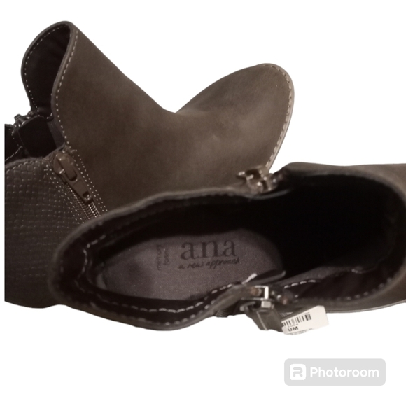 a.n.a Palo Ankle Boots Size 6.5M - Picture 13 of 14